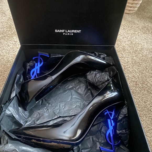 Saint Laurent Paris Heels - Picture 1 of 5